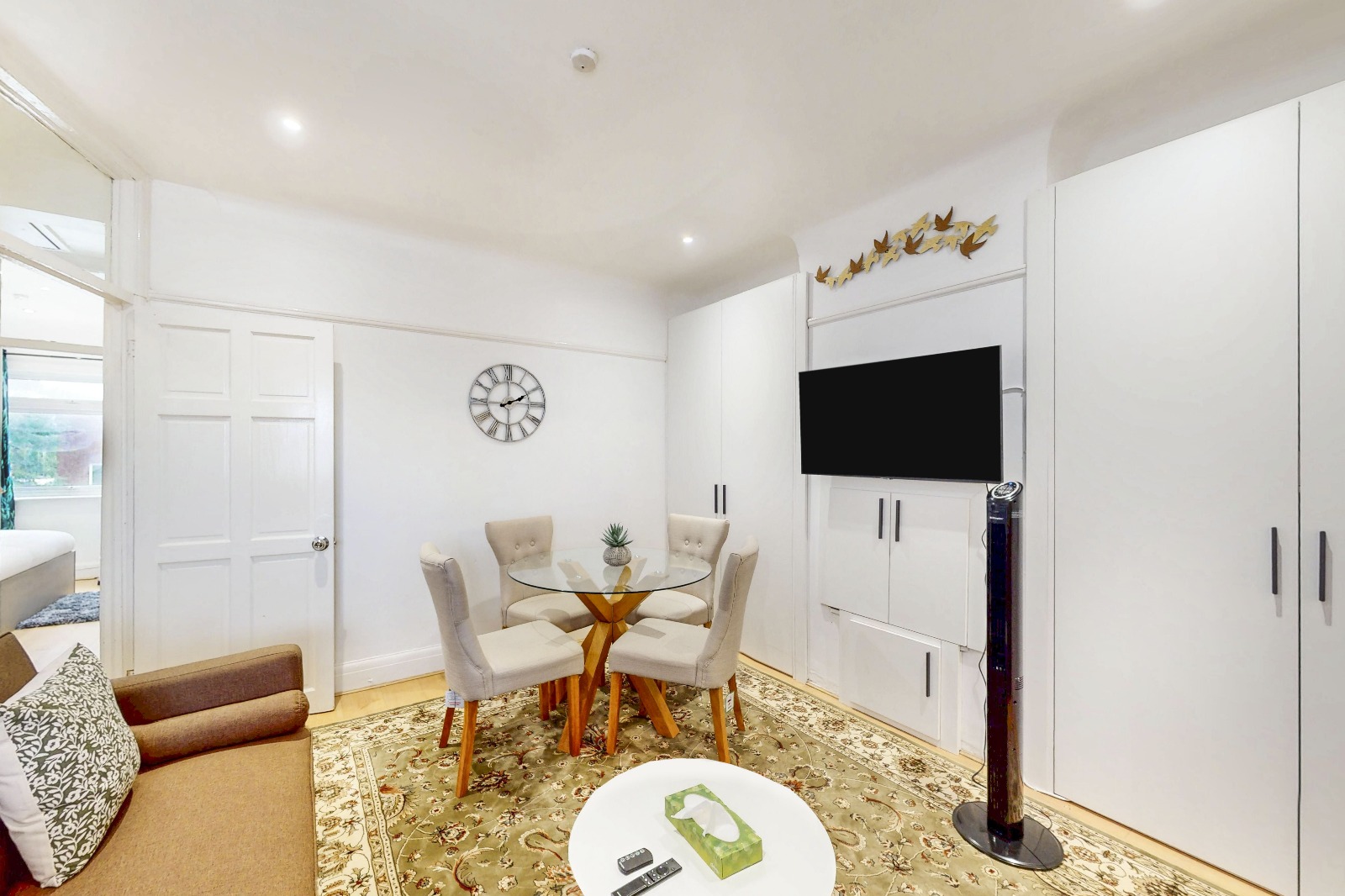 Living and dining area at the Twickenham 2-Bedroom Apartment